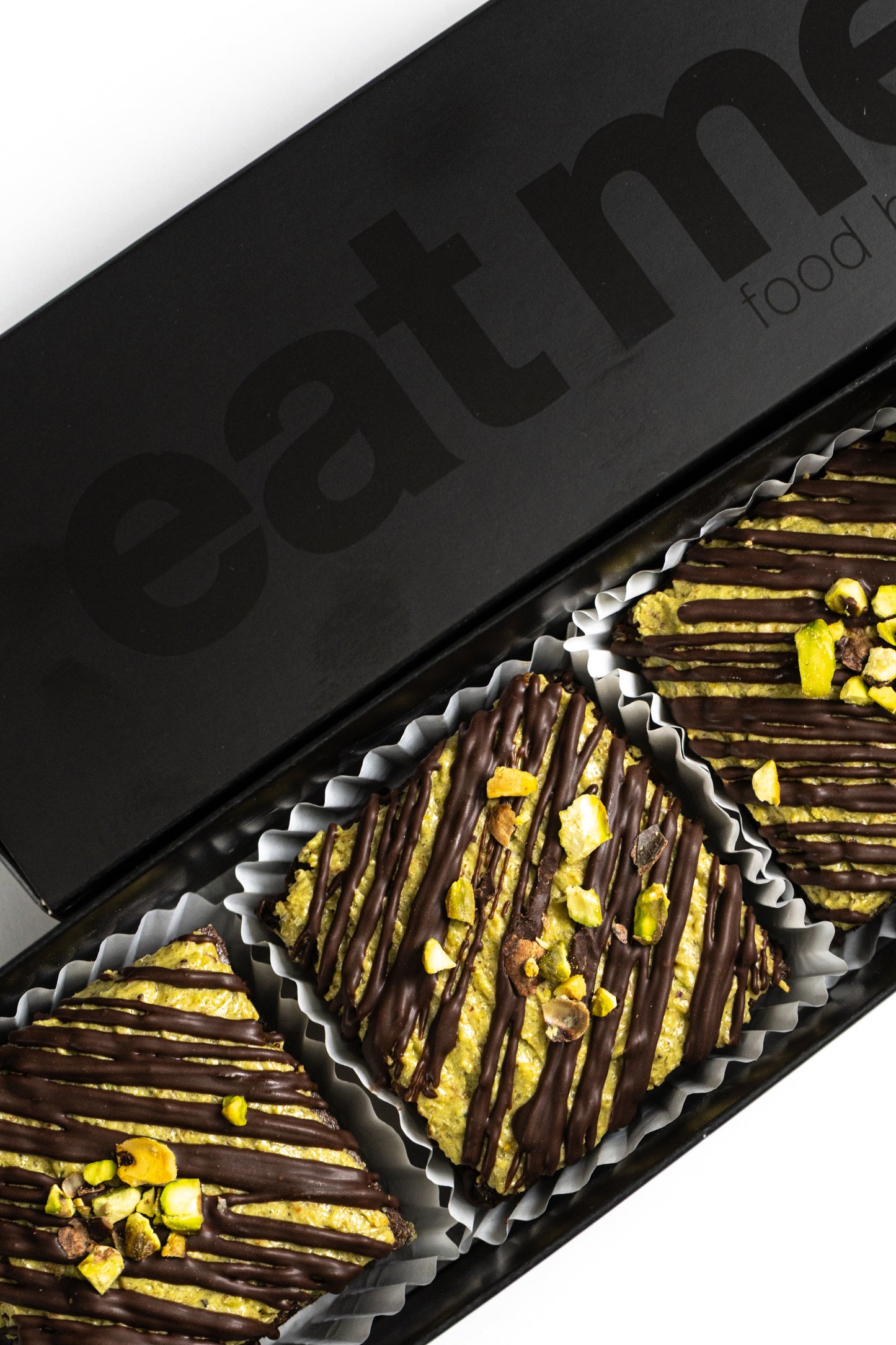 CAJA 3 BROWNIES DUBAI