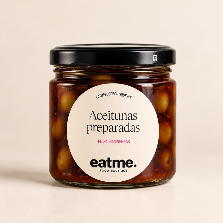 Aceitunas preparadas en salsas negras